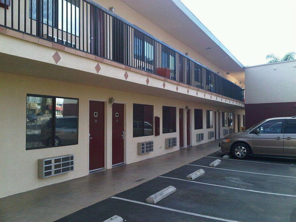 Americas Best Value Inn Pasadena Exterior foto